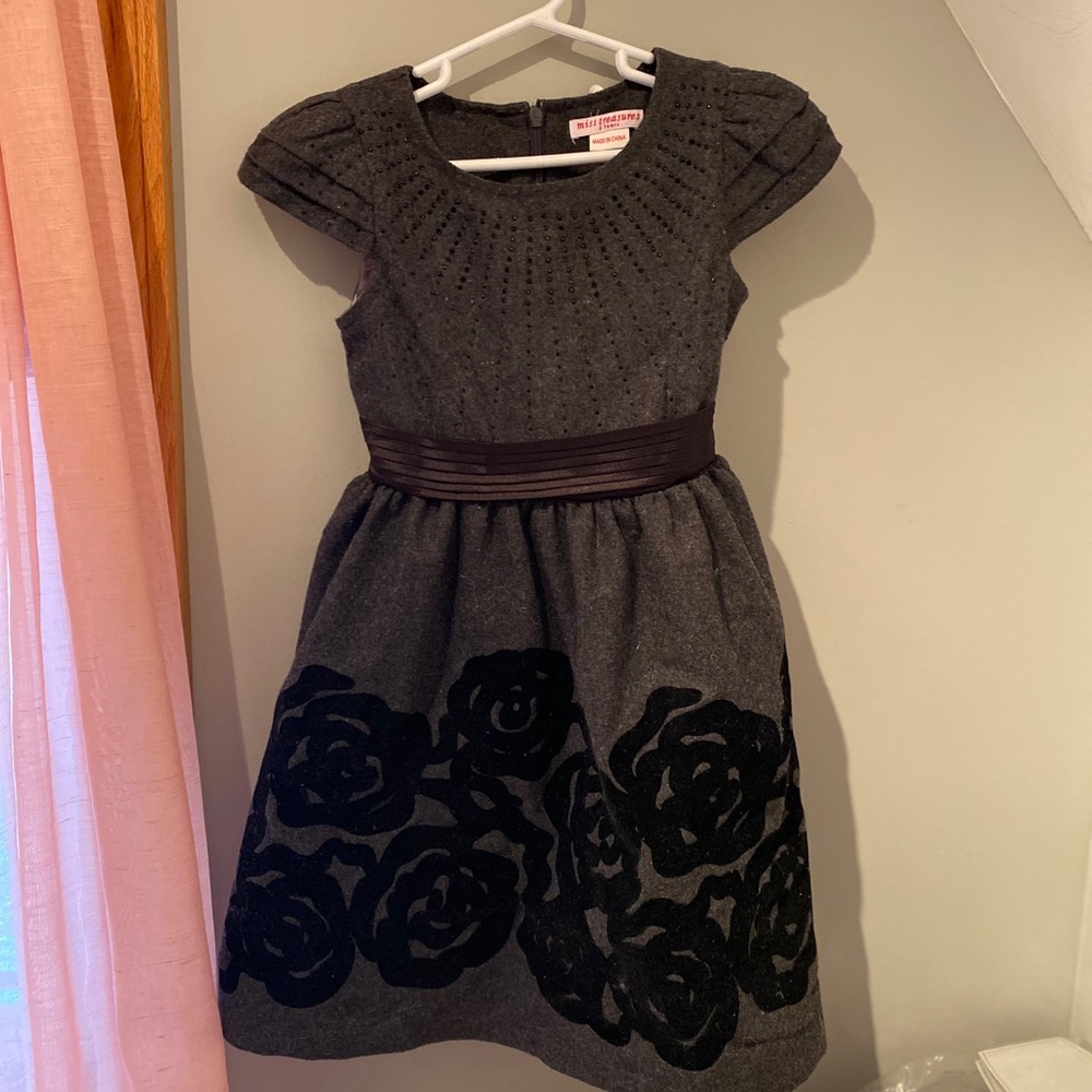 Girls Formal dress, Size 4 & 5, Chasing Fireflies